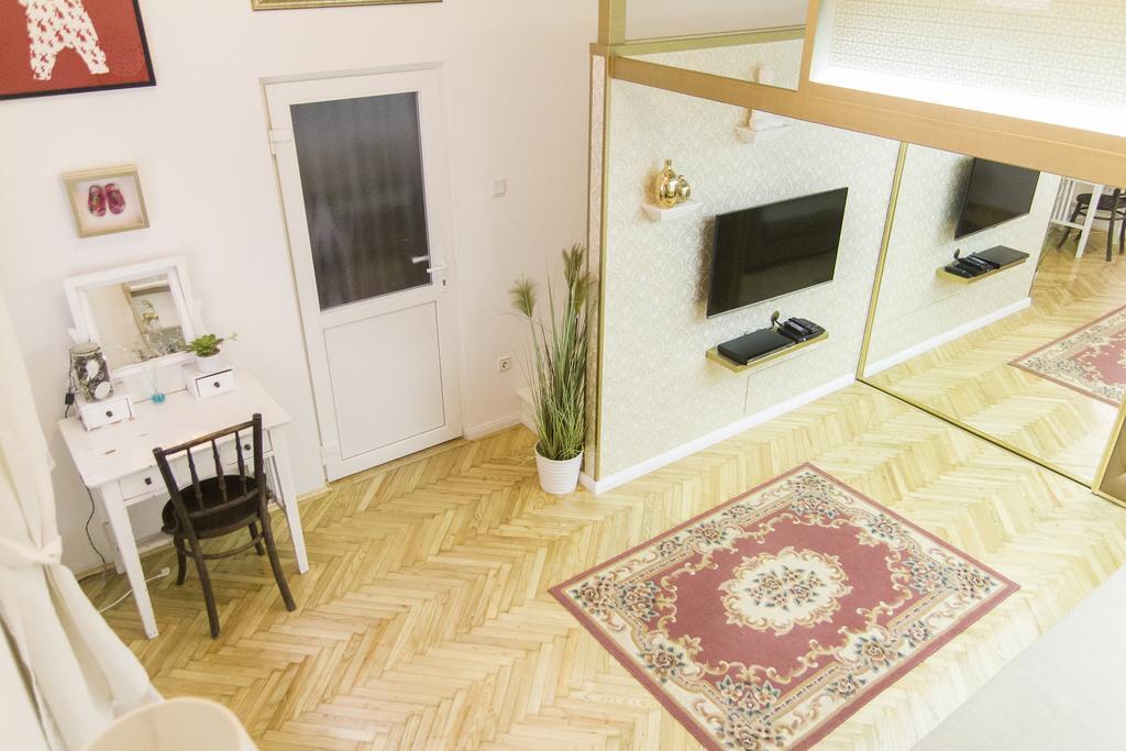 Ava's Champagne Studio Budapest Esterno foto